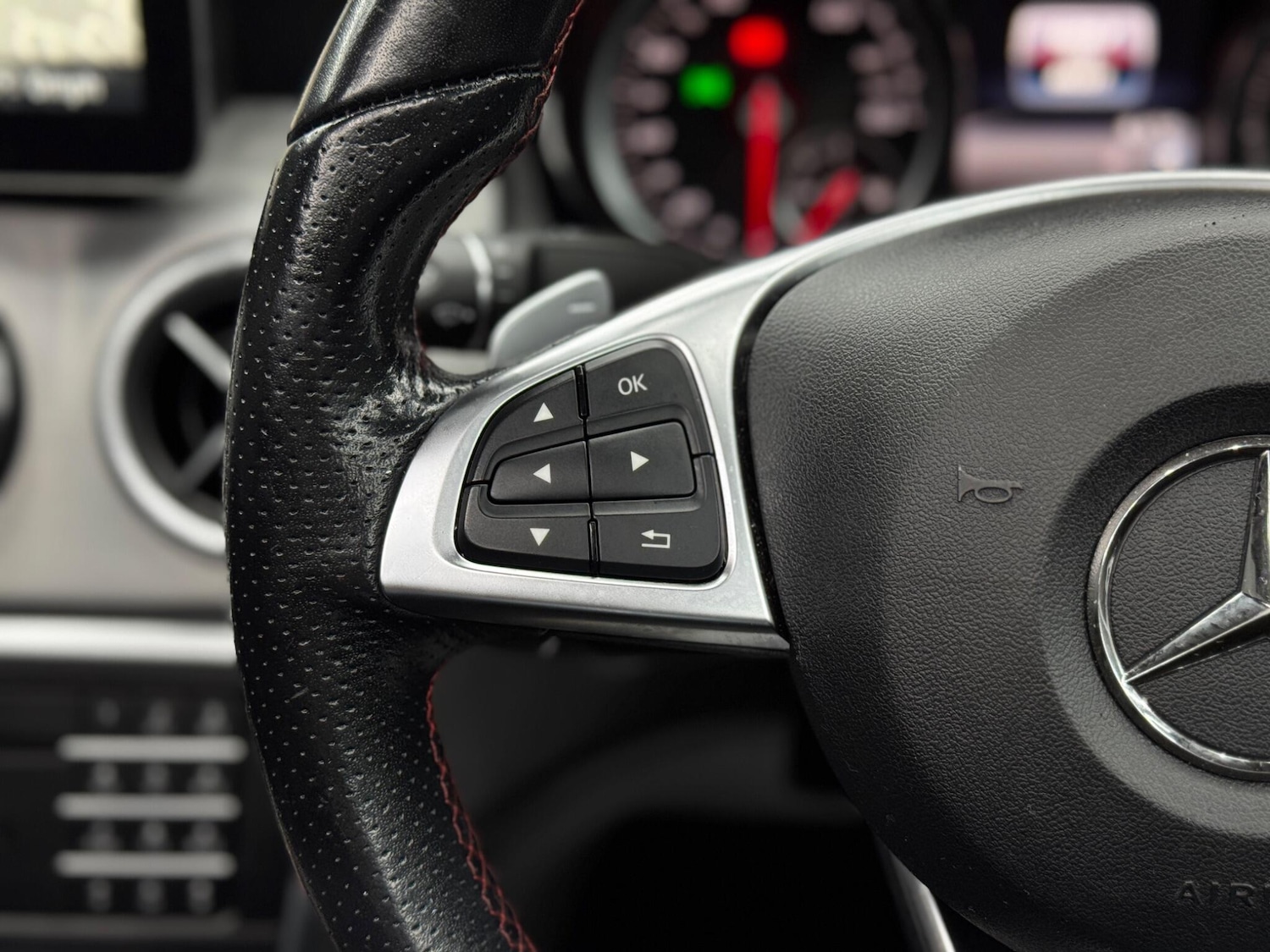 Used Mercedes-Benz CLA 2018 for sale - 76688539: Photo 20