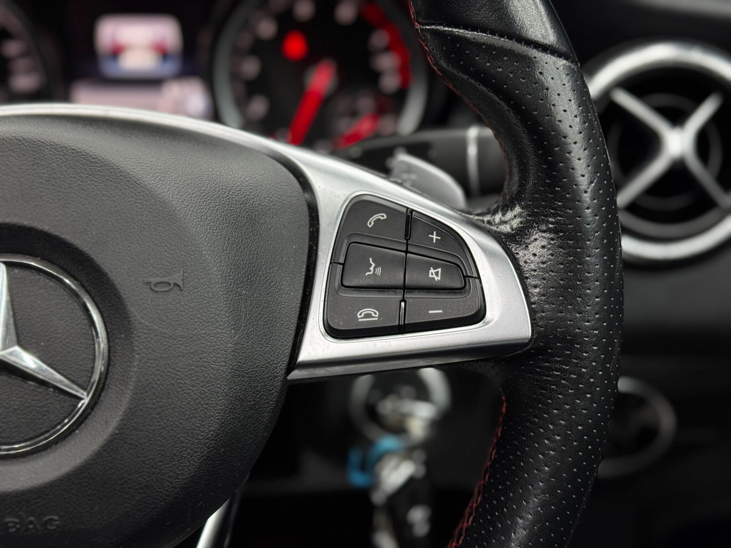 Used Mercedes-Benz CLA 2018 for sale - 76688539: Photo 21