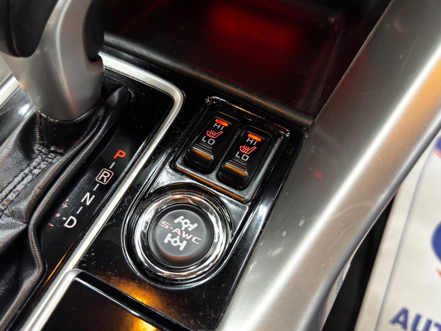 Used Mitsubishi Eclipse Cross 2018 for sale - 76666637: Photo 27