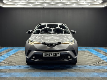 Used Toyota C-HR 2018 for sale - 79291438: Photo