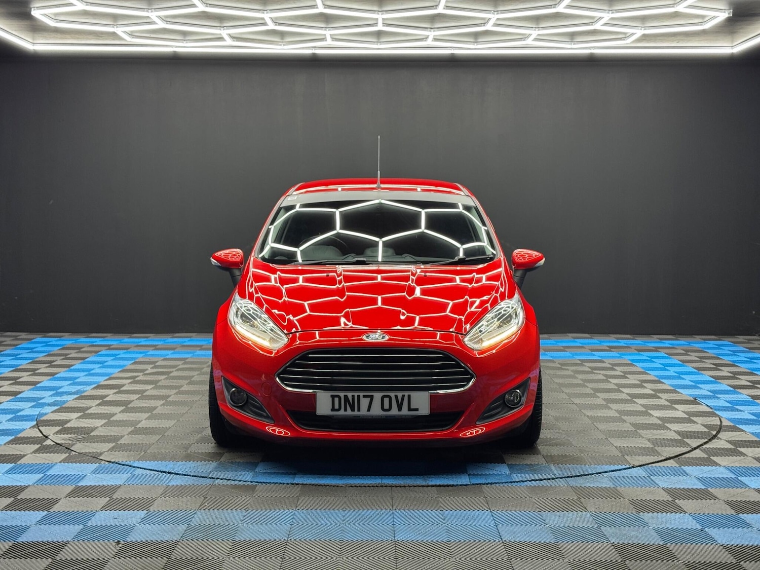 Used Ford Fiesta for sale - 77808172: Photo 2