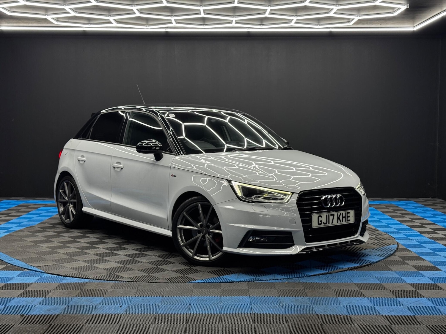 Used Audi A1 2017 for sale - 76573656: Photo 1