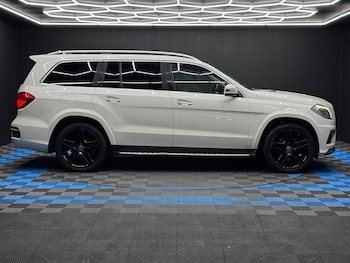 Used Mercedes-Benz GL Class 2013 for sale - 77215862: Photo