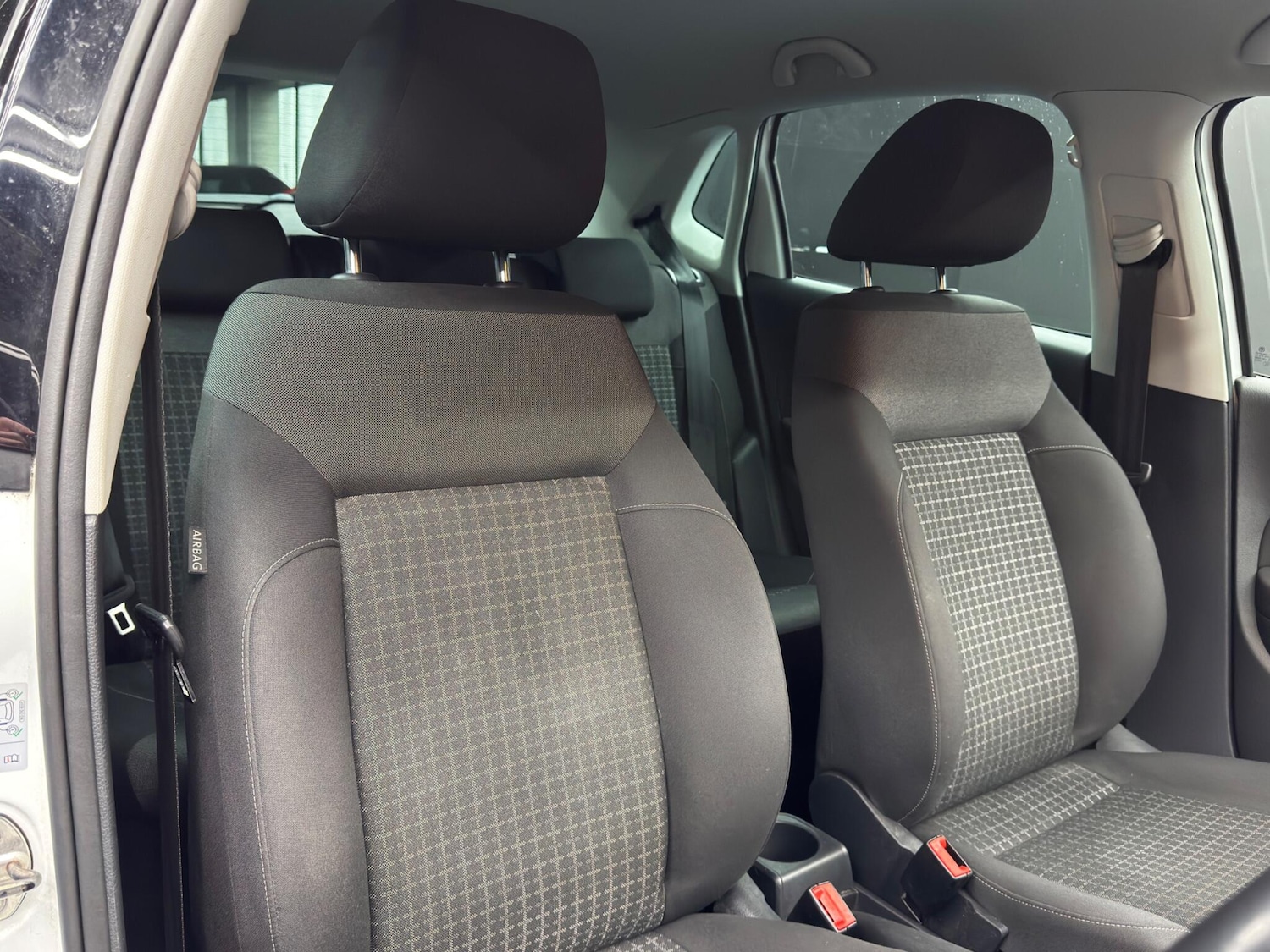 Used Volkswagen Polo 2017 for sale - 77425447: Photo 12