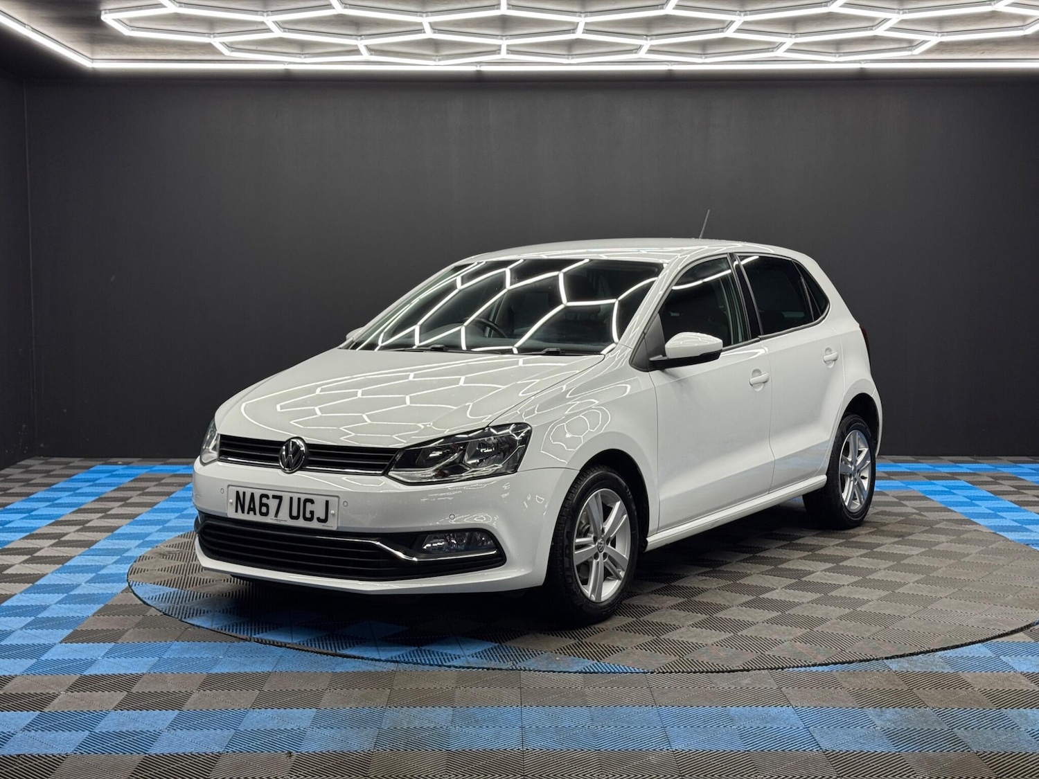 Used Volkswagen Polo 2017 for sale - 77425447: Photo 3