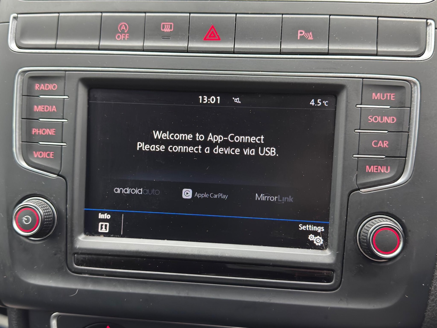 Used Volkswagen Polo 2017 for sale - 77425447: Photo 30