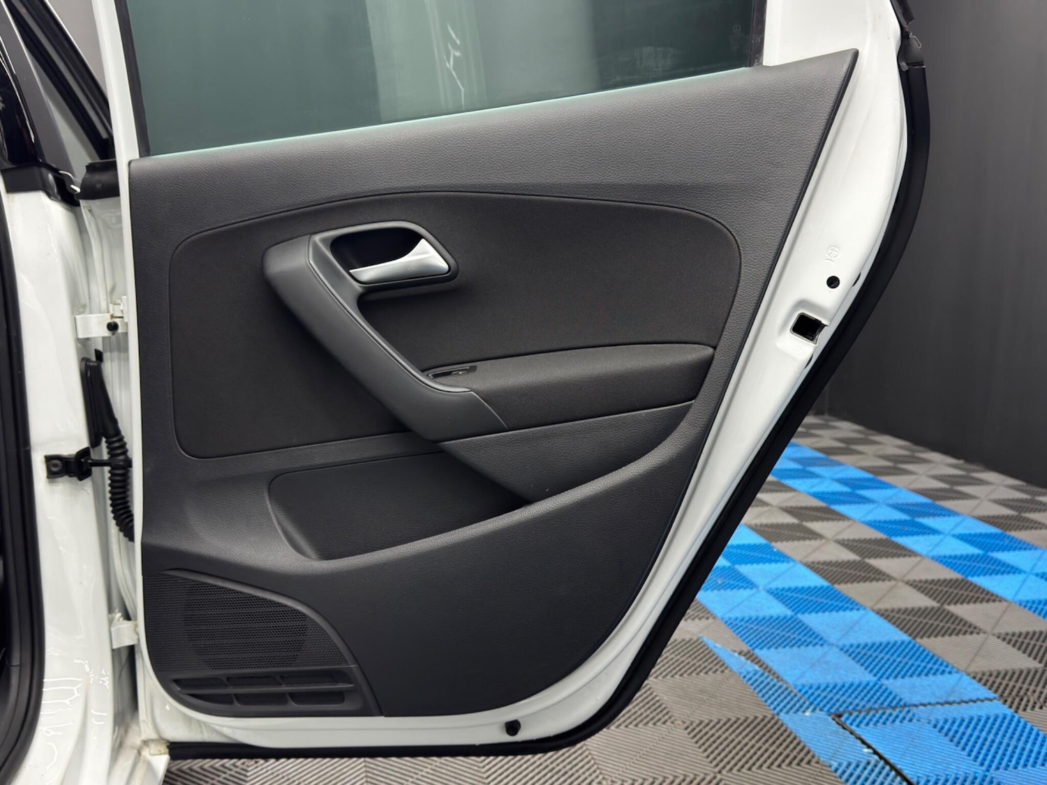 Used Volkswagen Polo 2017 for sale - 77425447: Photo 39