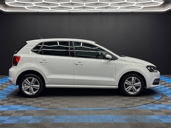 Used Volkswagen Polo 2017 for sale - 77425447: Photo