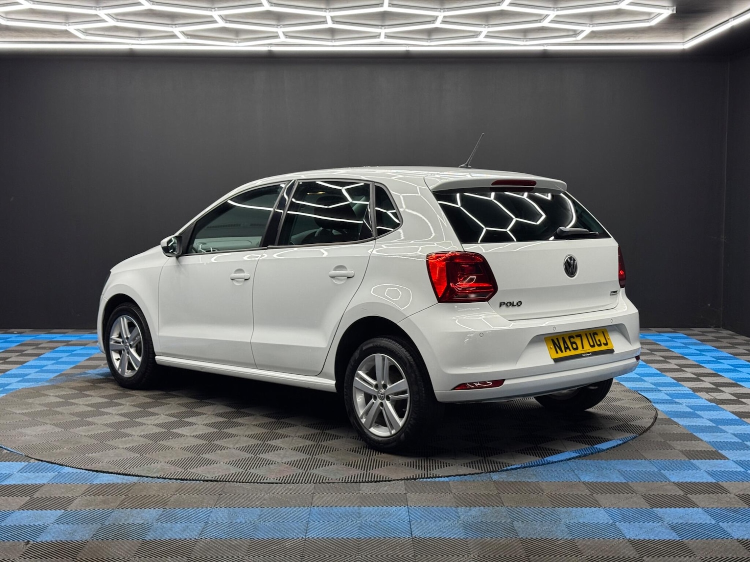 Used Volkswagen Polo 2017 for sale - 77425447: Photo 7