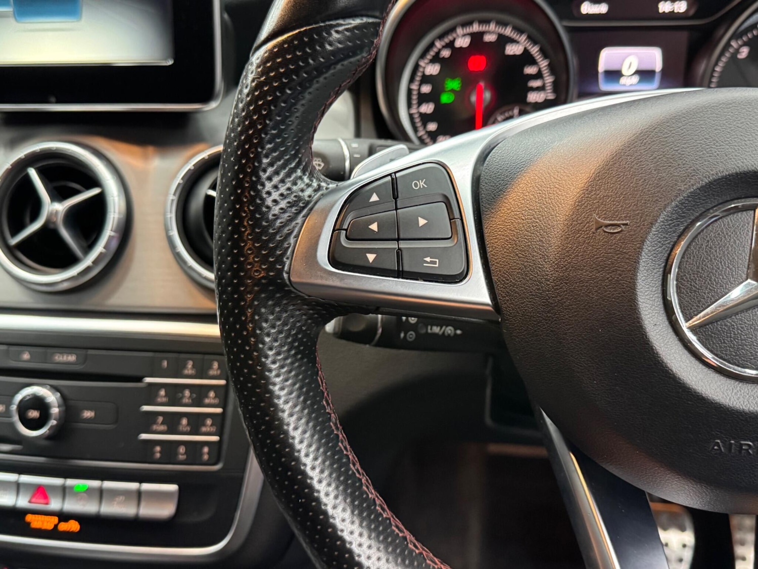 Used Mercedes-Benz CLA 2017 for sale - 76753368: Photo 20