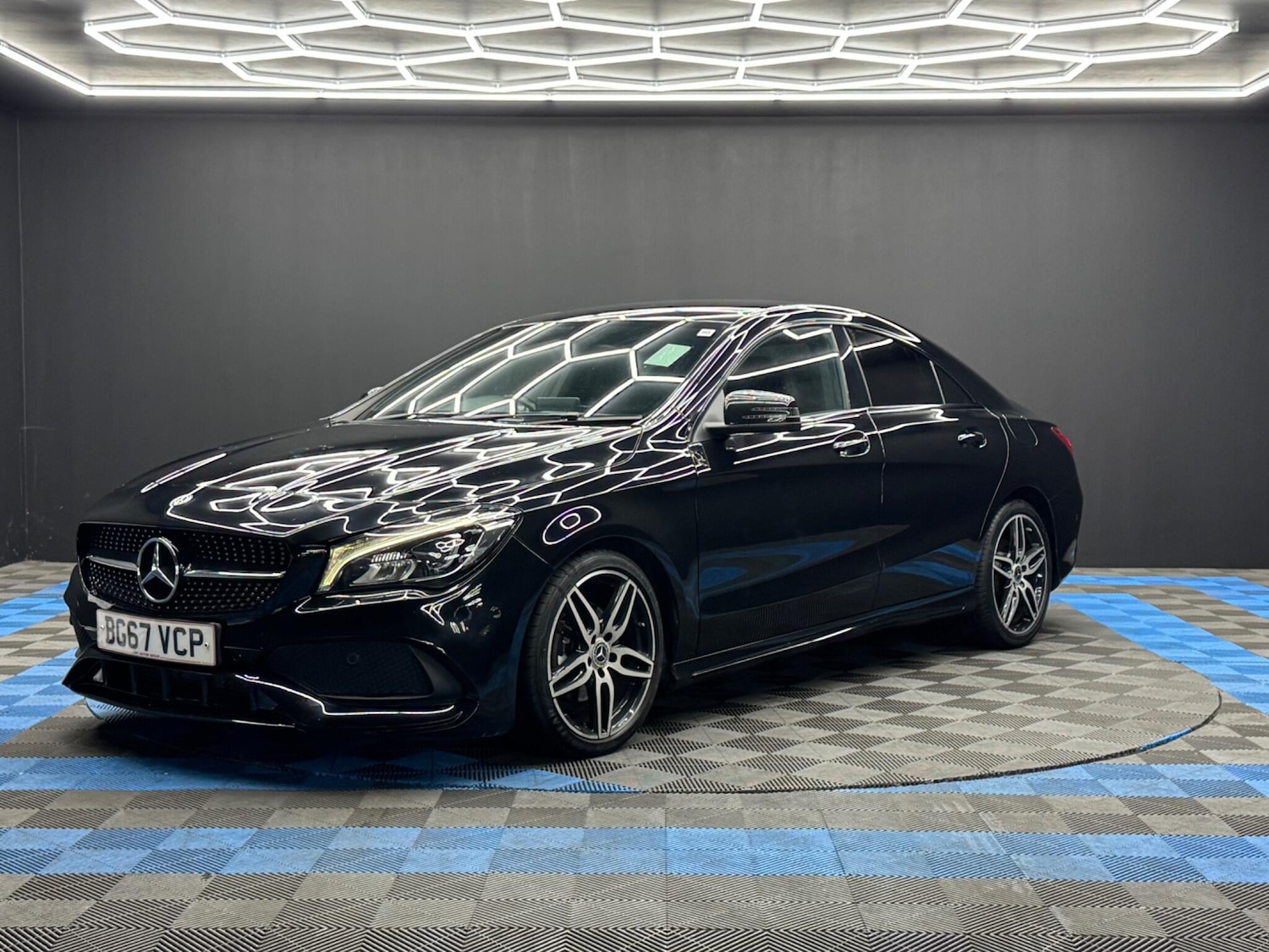 Used Mercedes-Benz CLA 2017 for sale - 76753368: Photo 3