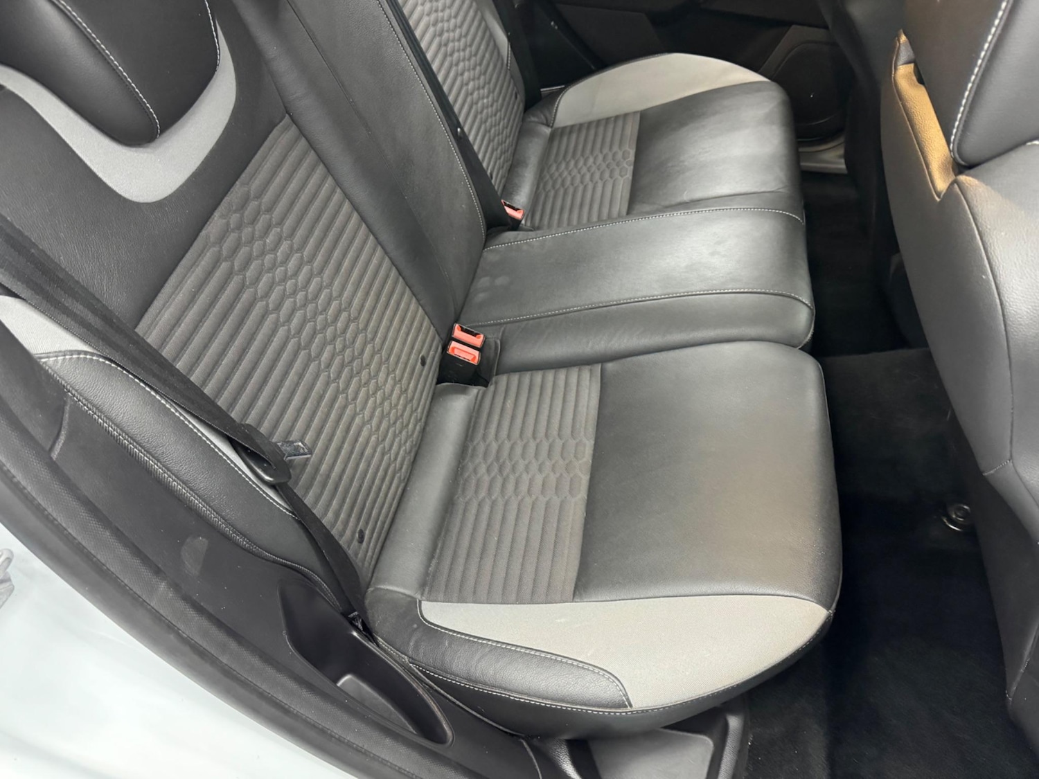 Used Ford Focus 2014 for sale - 76701623: Photo 16