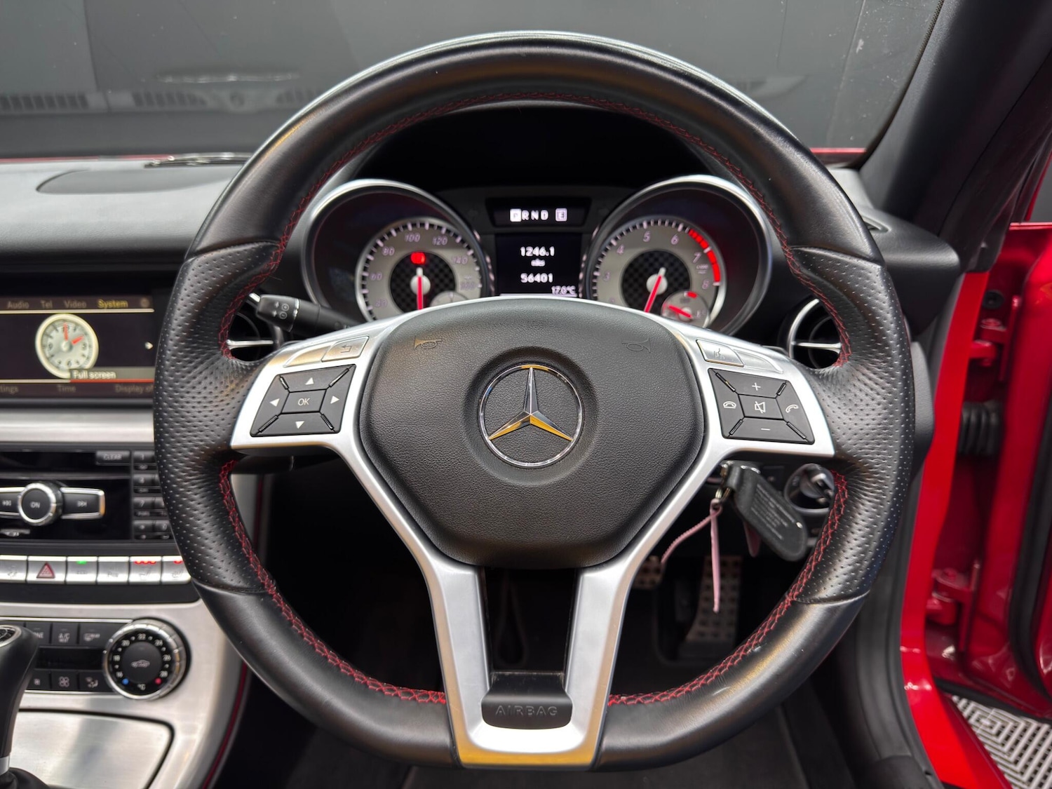 Used Mercedes-Benz SLK 2011 for sale - 76137653: Photo 17