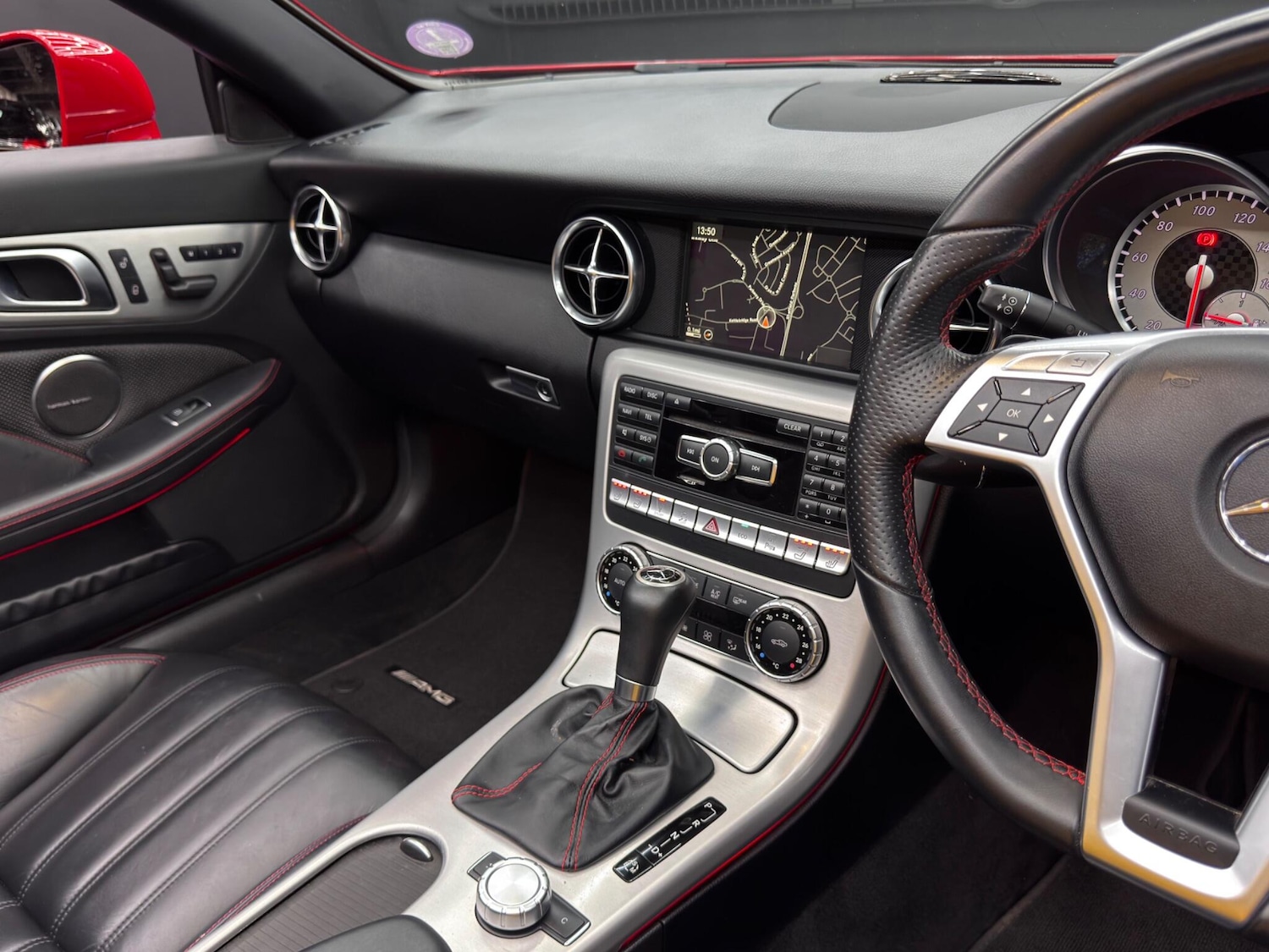 Used Mercedes-Benz SLK 2011 for sale - 76137653: Photo 21