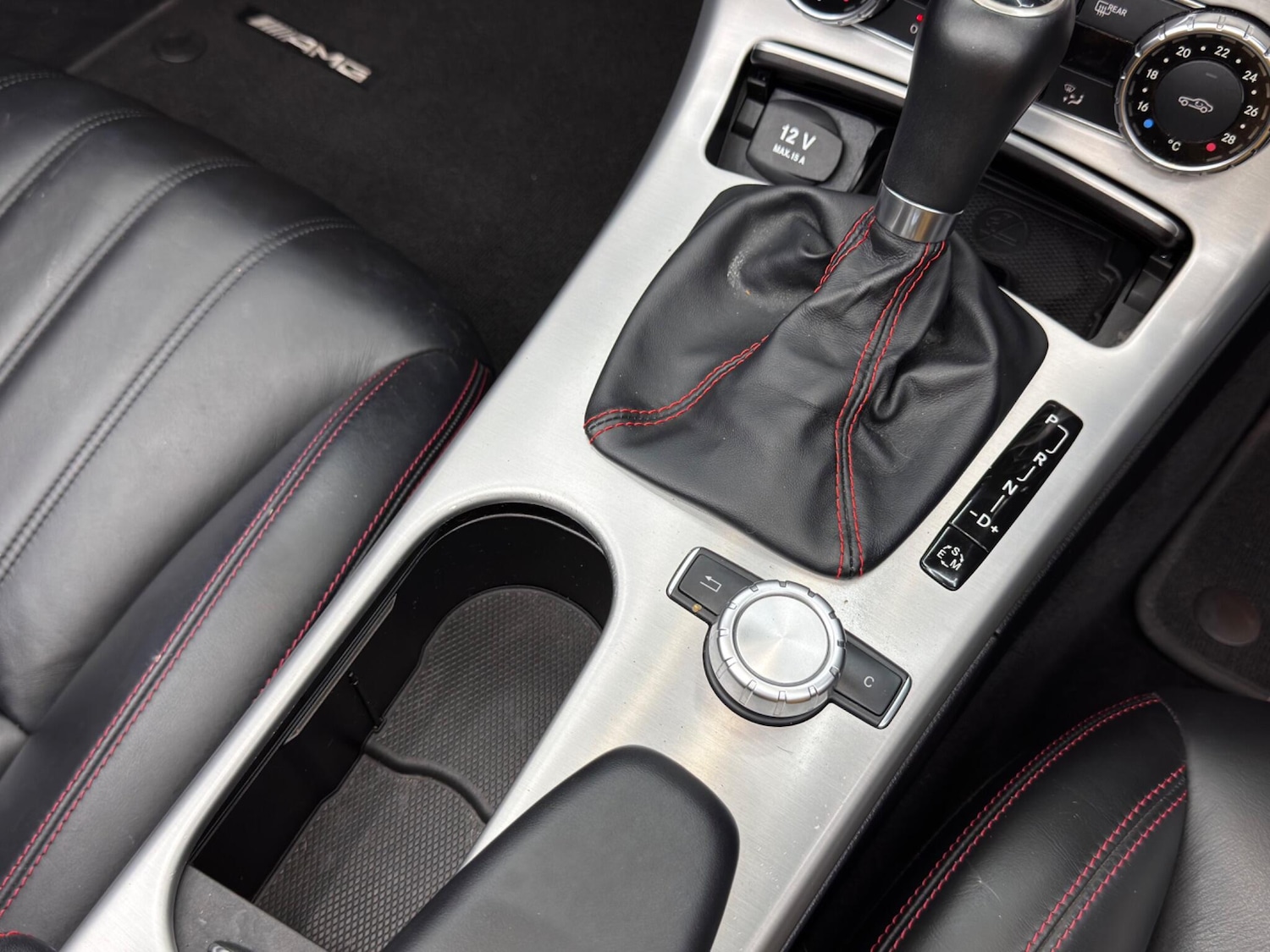 Used Mercedes-Benz SLK 2011 for sale - 76137653: Photo 23
