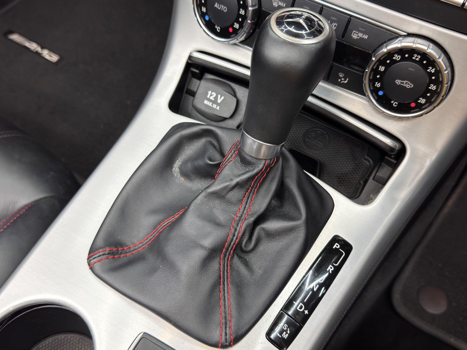 Used Mercedes-Benz SLK 2011 for sale - 76137653: Photo 24