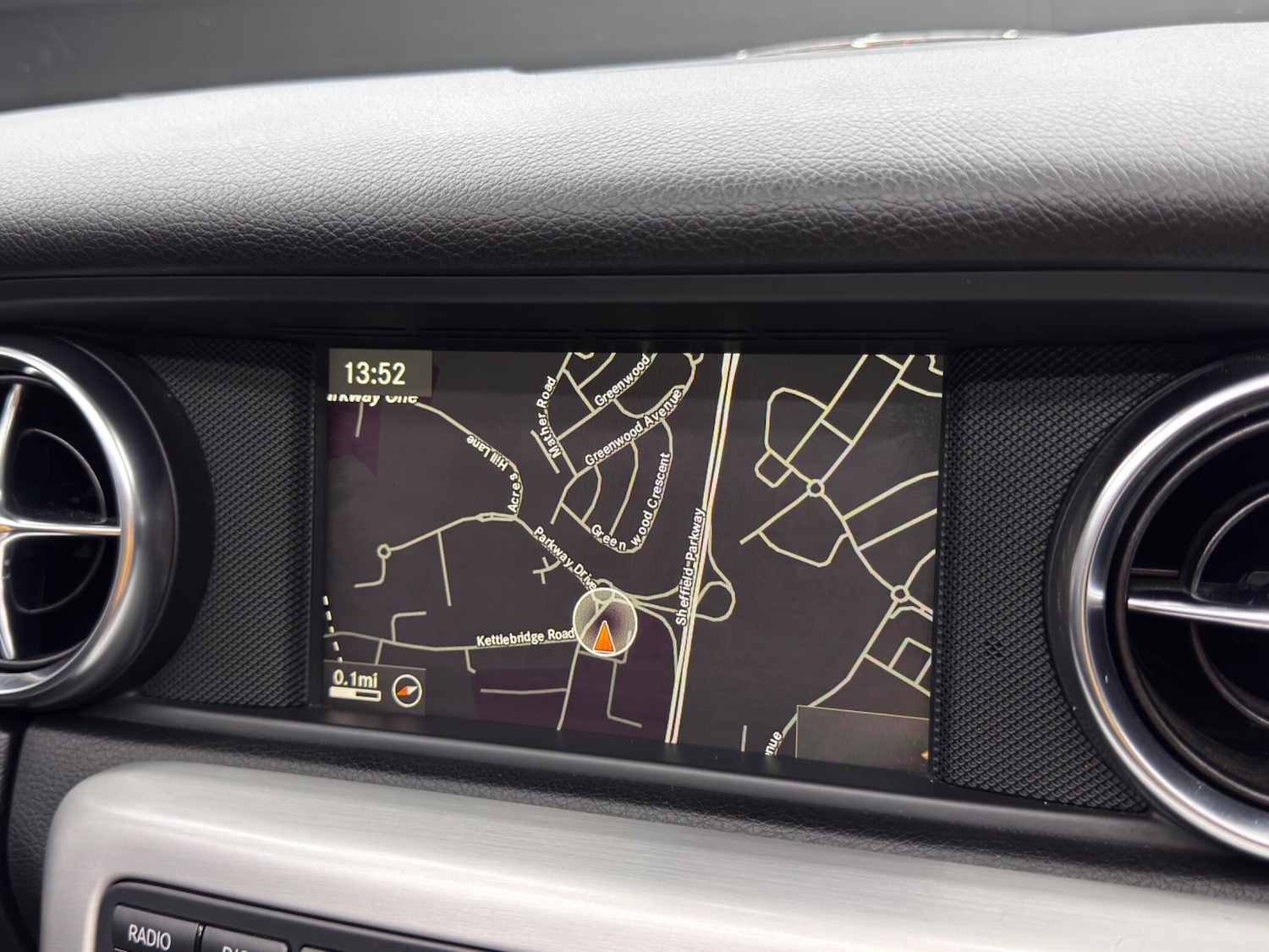 Used Mercedes-Benz SLK 2011 for sale - 76137653: Photo 26