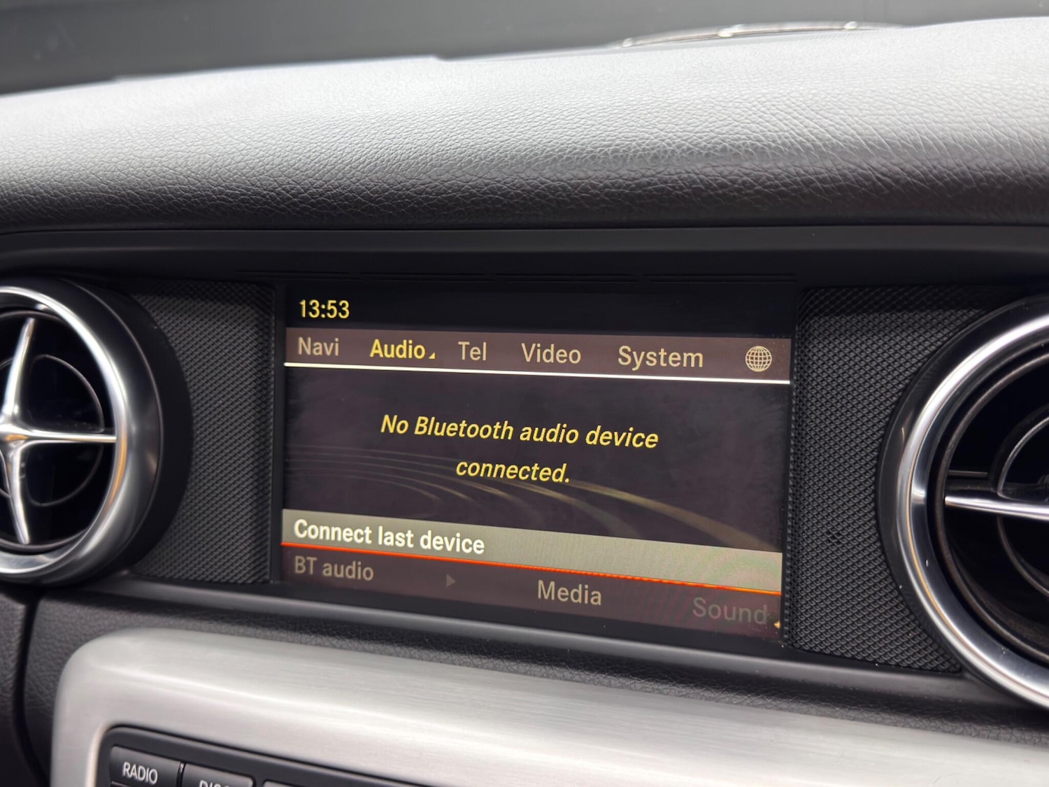 Used Mercedes-Benz SLK 2011 for sale - 76137653: Photo 28