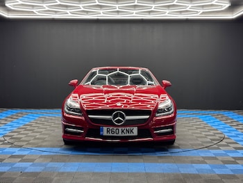 Used Mercedes-Benz SLK 2011 for sale - 76137653: Photo 2