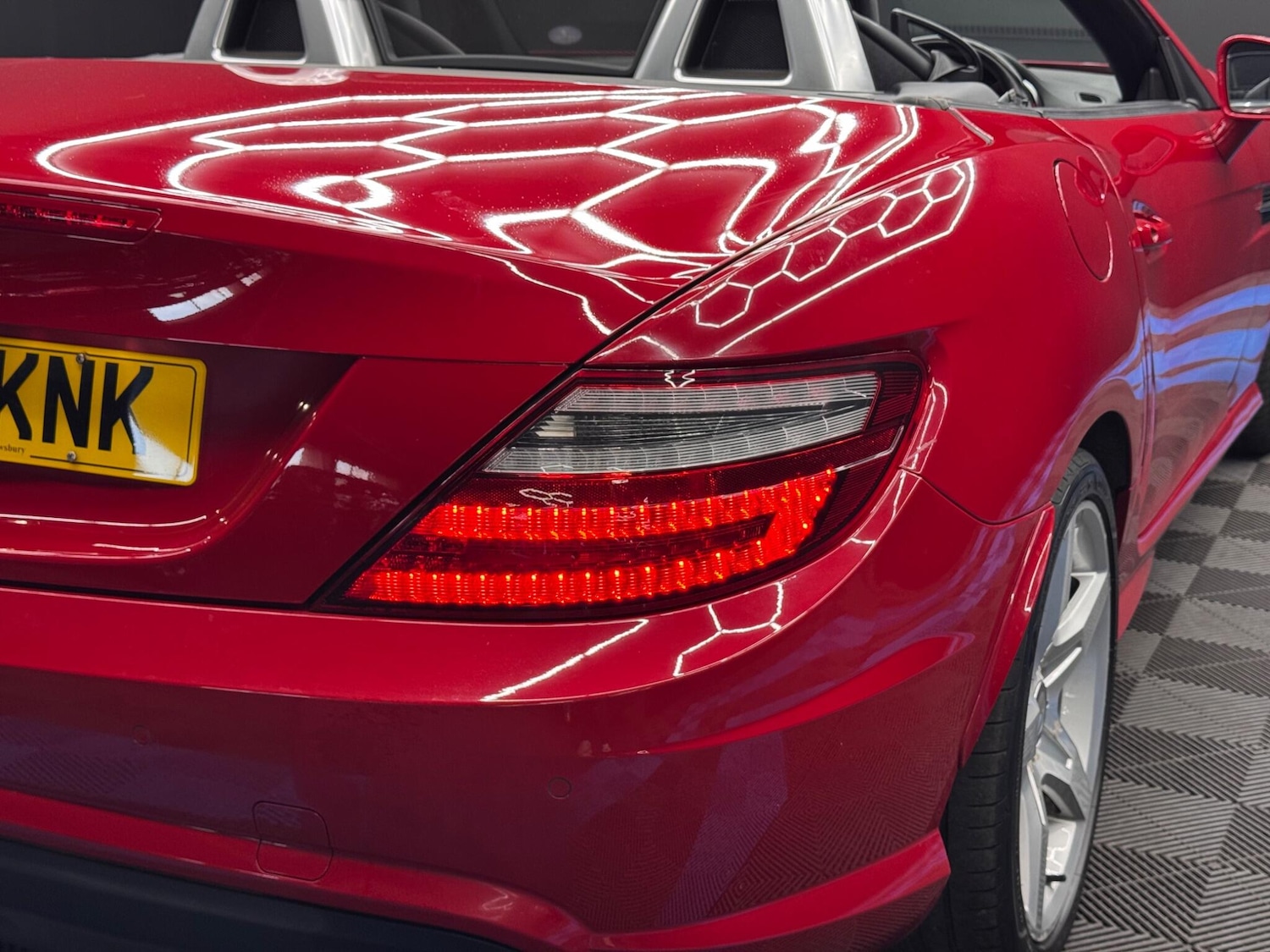 Used Mercedes-Benz SLK 2011 for sale - 76137653: Photo 38