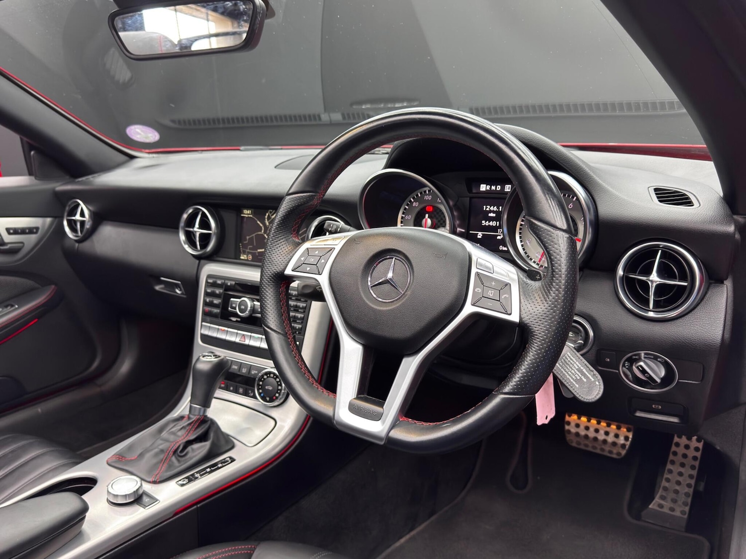 Used Mercedes-Benz SLK 2011 for sale - 76137653: Photo 9