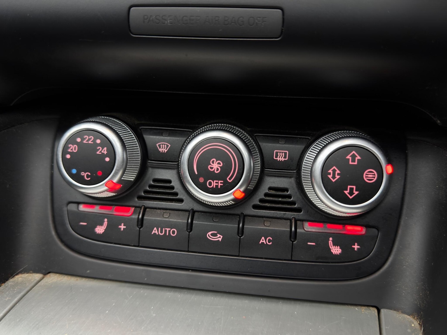 Used Jaguar F-Type 2014 for sale - 77892435: Photo 26