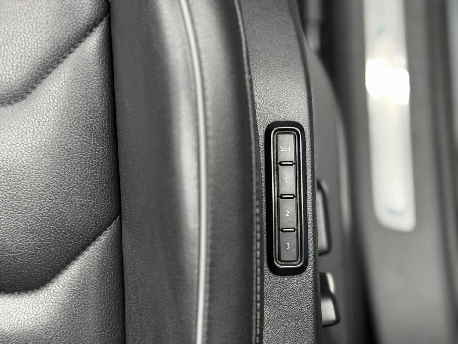 Used Volkswagen Tiguan for sale - 77510407: Photo 48