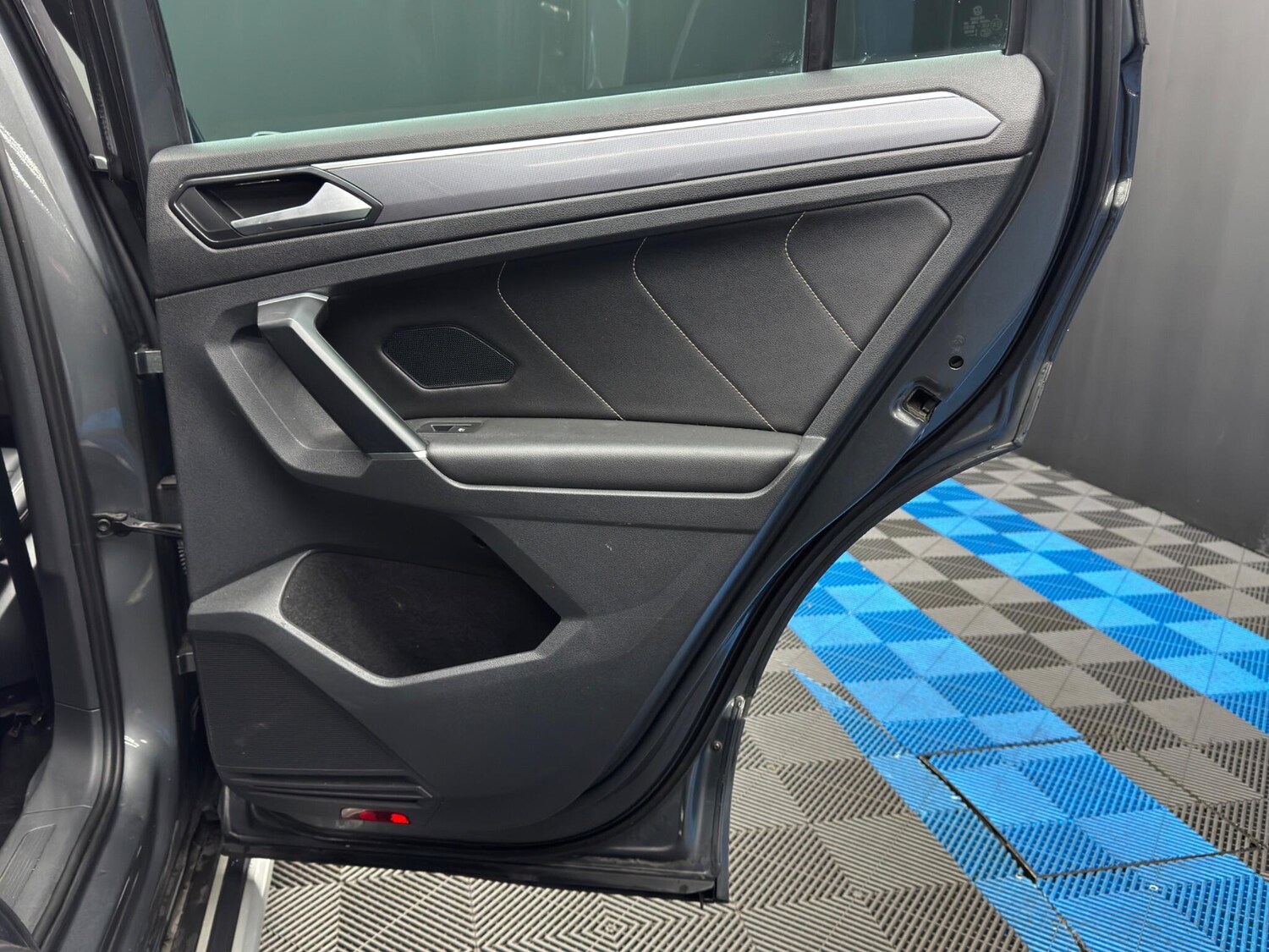 Used Volkswagen Tiguan for sale - 77510407: Photo 49