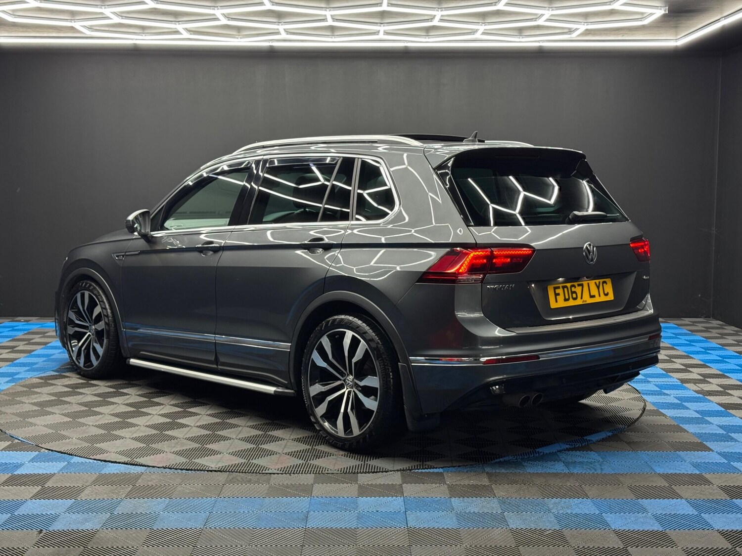 Used Volkswagen Tiguan for sale - 77510407: Photo 7