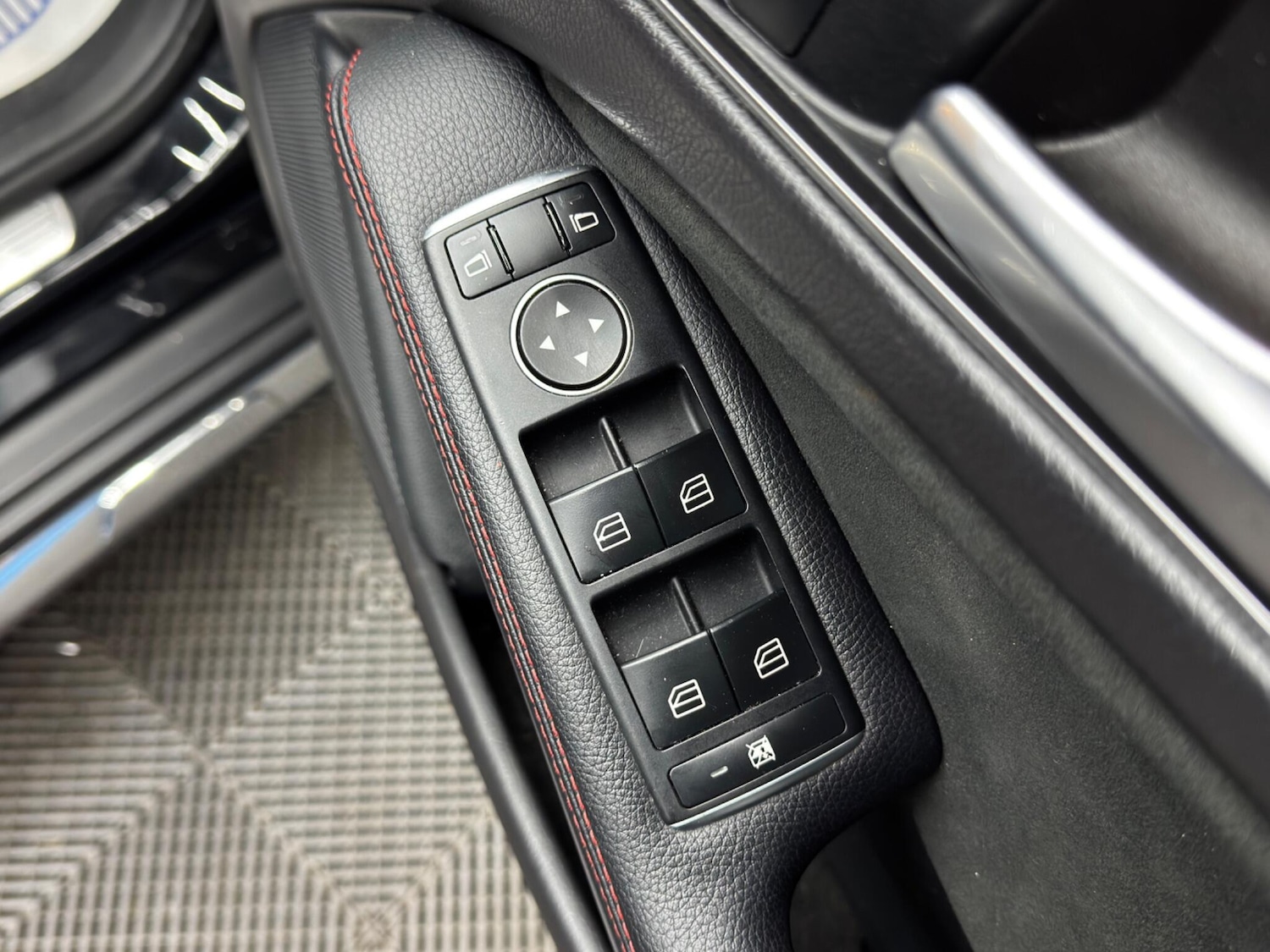 Used Mercedes-Benz GLA for sale - 78147905: Photo 37