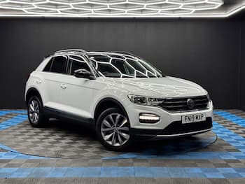 Used Volkswagen T-Roc 2019 for sale - 79726227: Photo