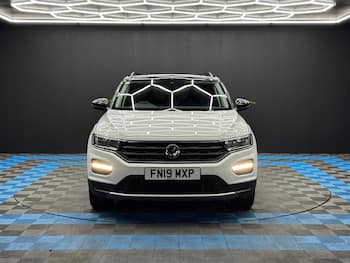 Used Volkswagen T-Roc 2019 for sale - 79726227: Photo