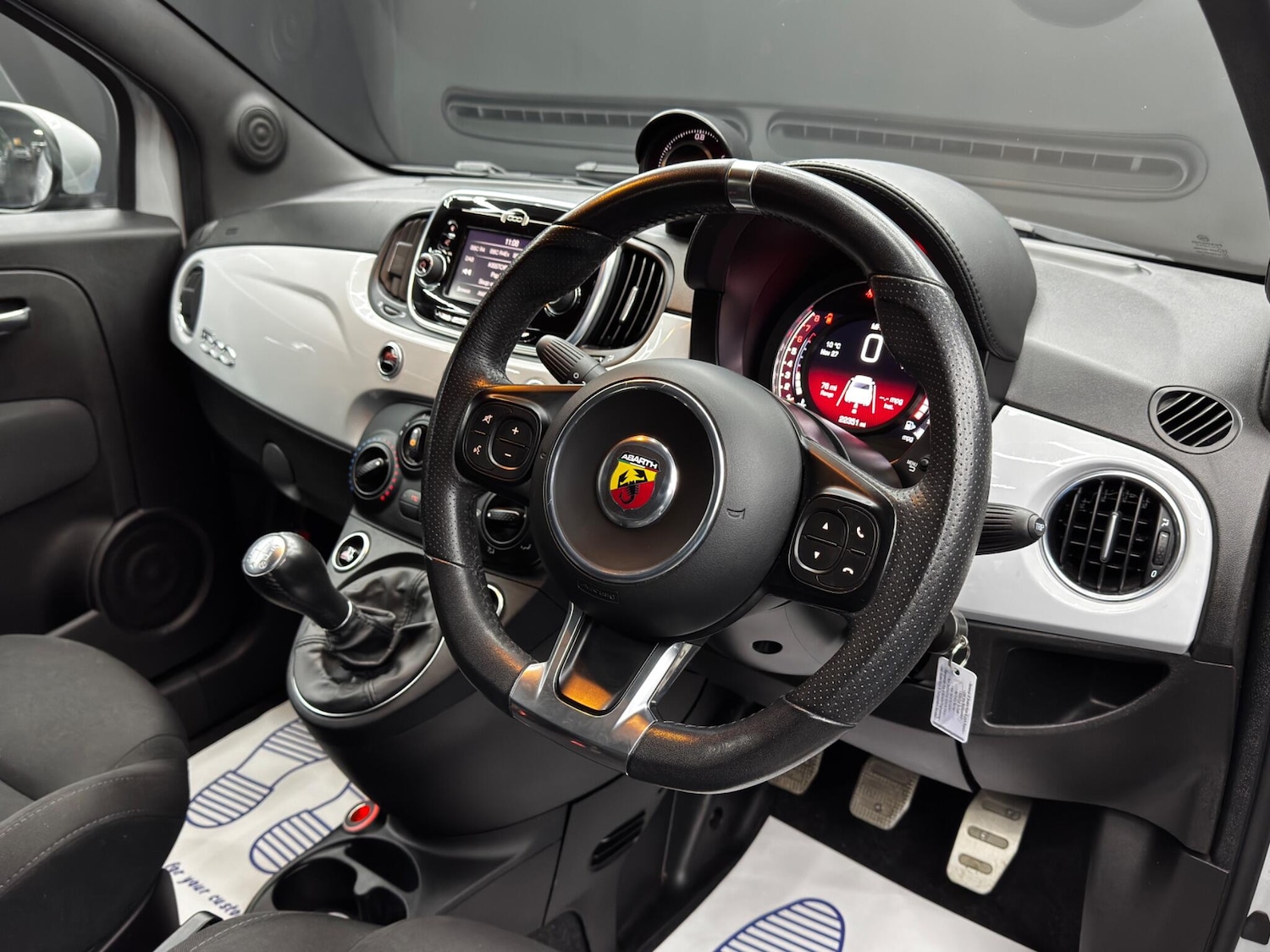 Used Abarth 595 2020 for sale - 76727571: Photo 9