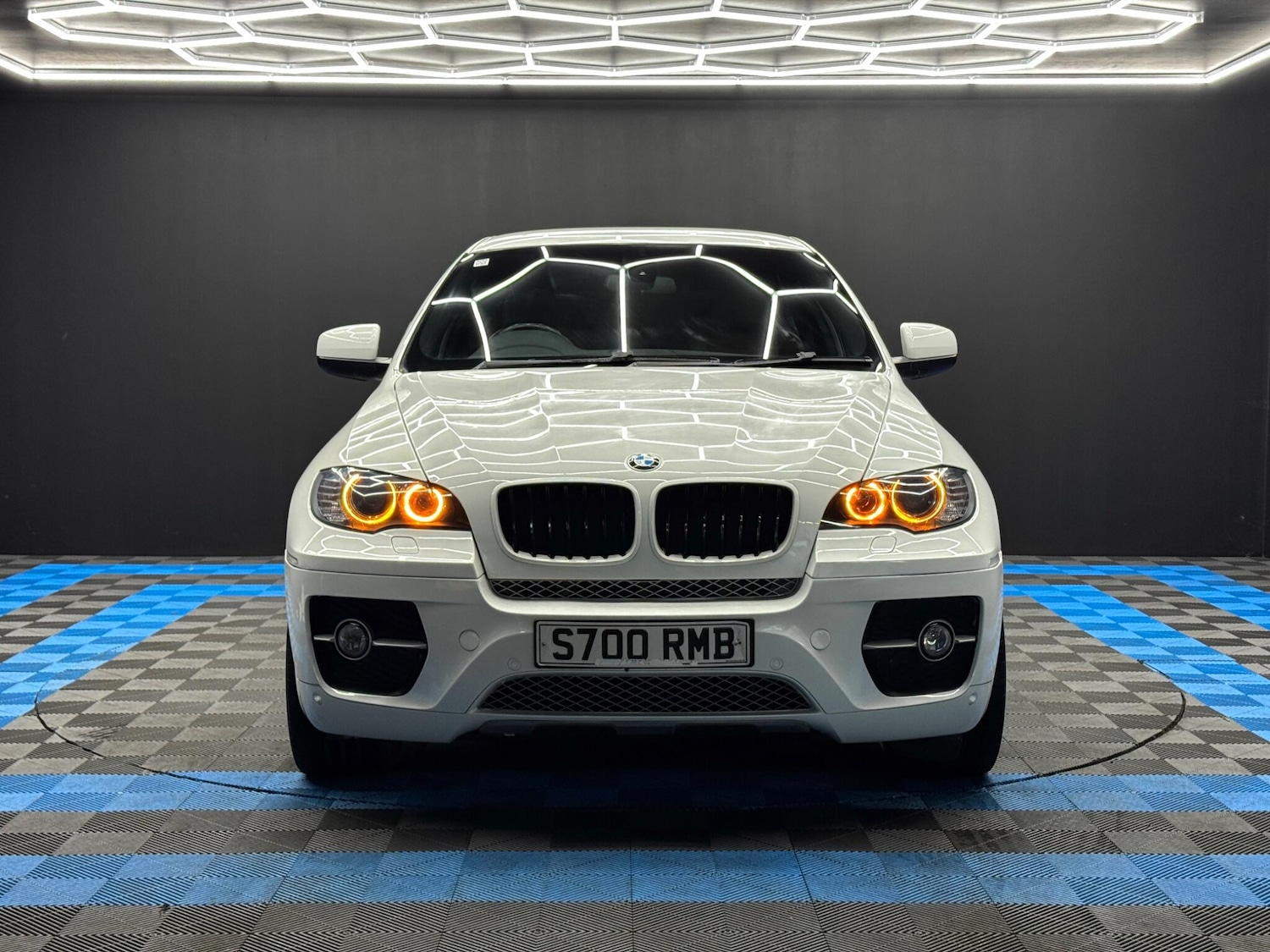 Used BMW X6 2009 for sale - 76913078: Photo 2