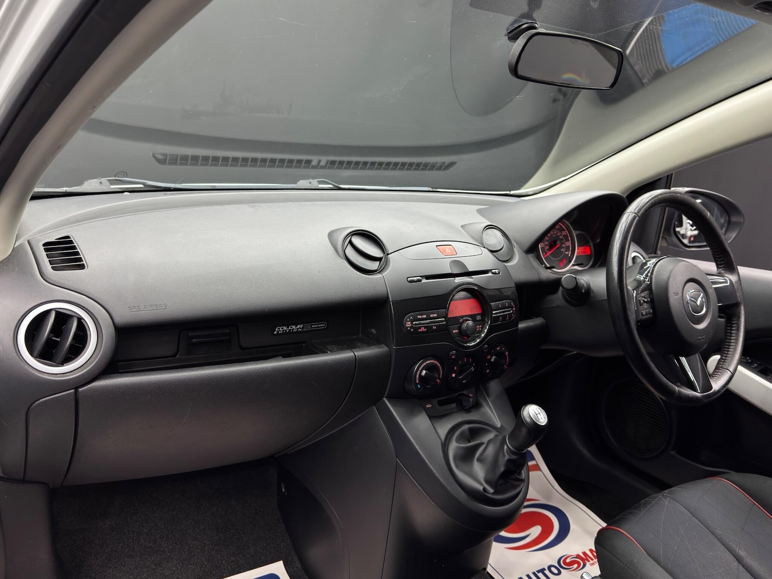 Used Mazda Mazda2 2014 for sale - 77958169: Photo 11