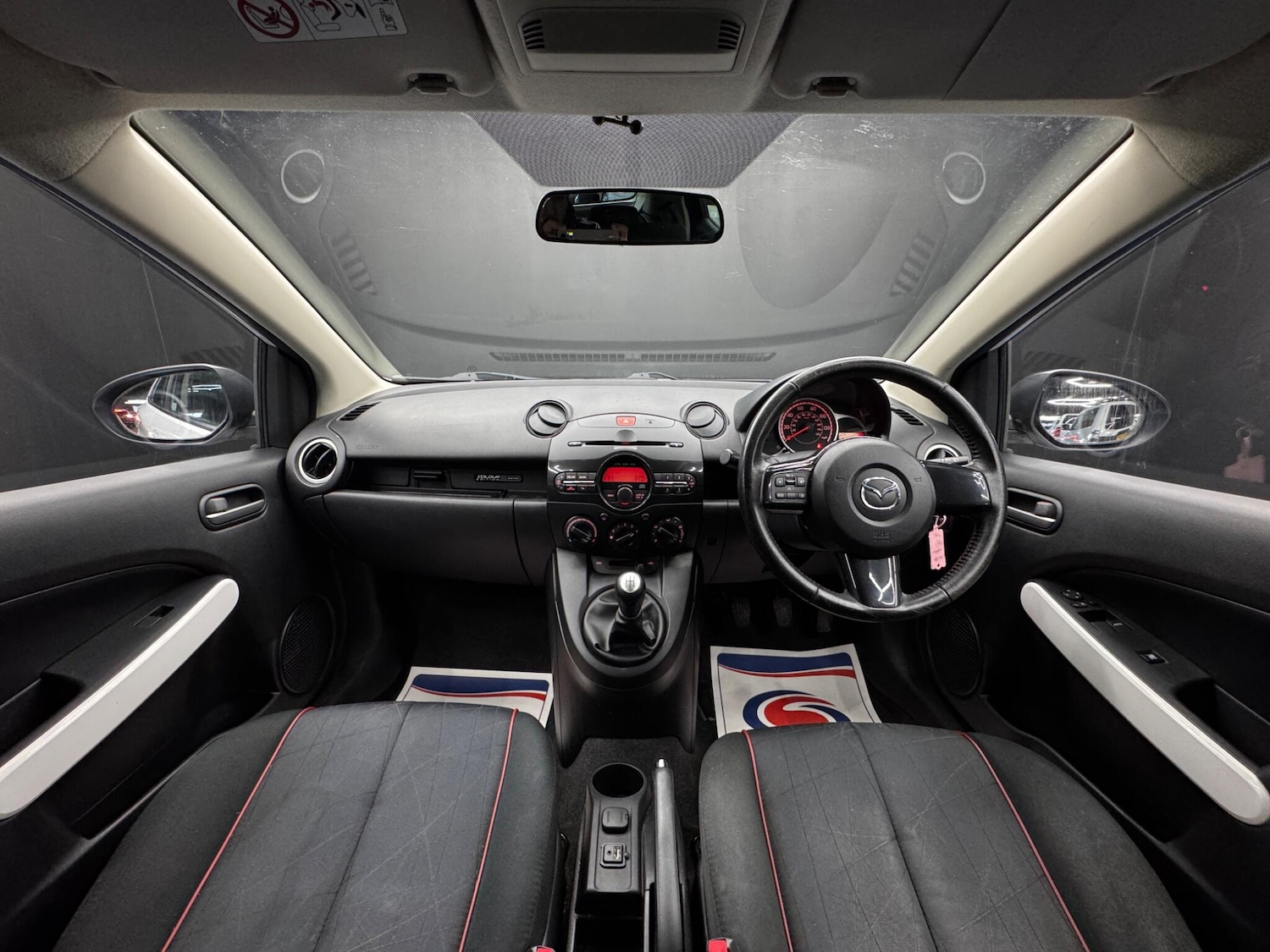 Used Mazda Mazda2 2014 for sale - 77958169: Photo 16