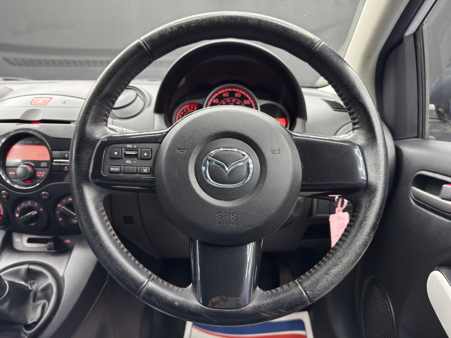 Used Mazda Mazda2 2014 for sale - 77958169: Photo 18