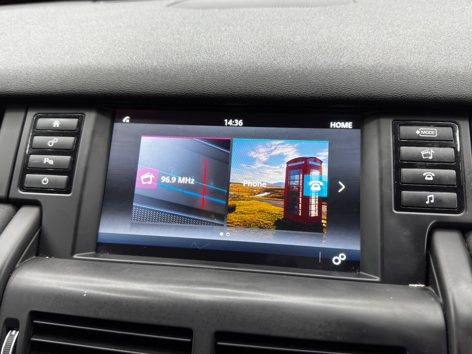 Used Land Rover Discovery Sport 2017 for sale - 76485292: Photo 26