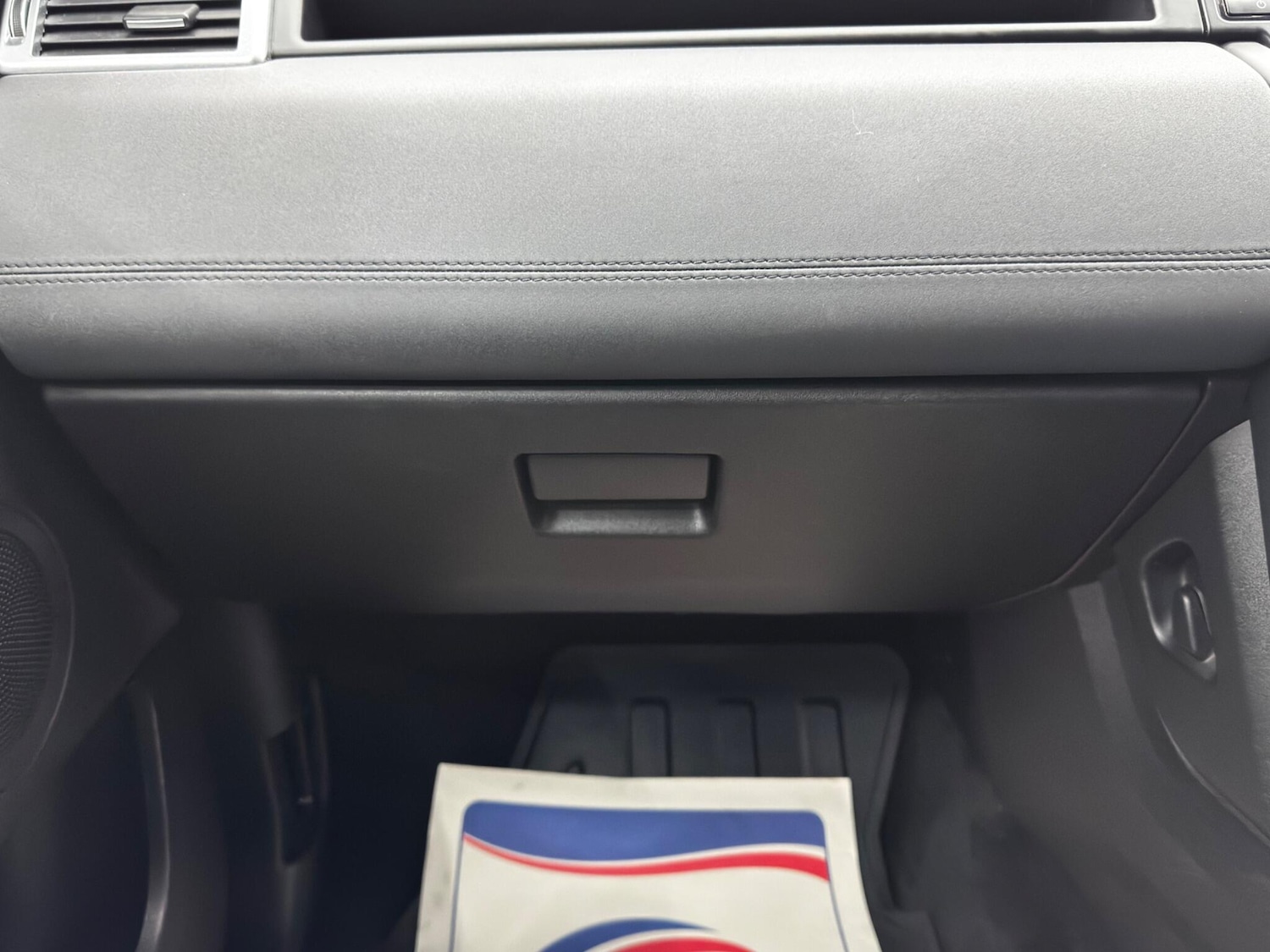 Used Land Rover Discovery Sport 2017 for sale - 76485292: Photo 32