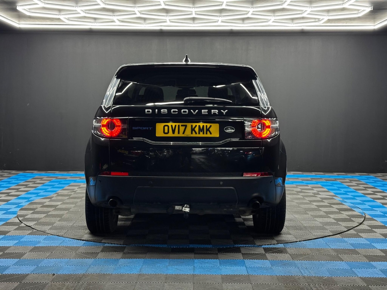 Used Land Rover Discovery Sport 2017 for sale - 76485292: Photo 6