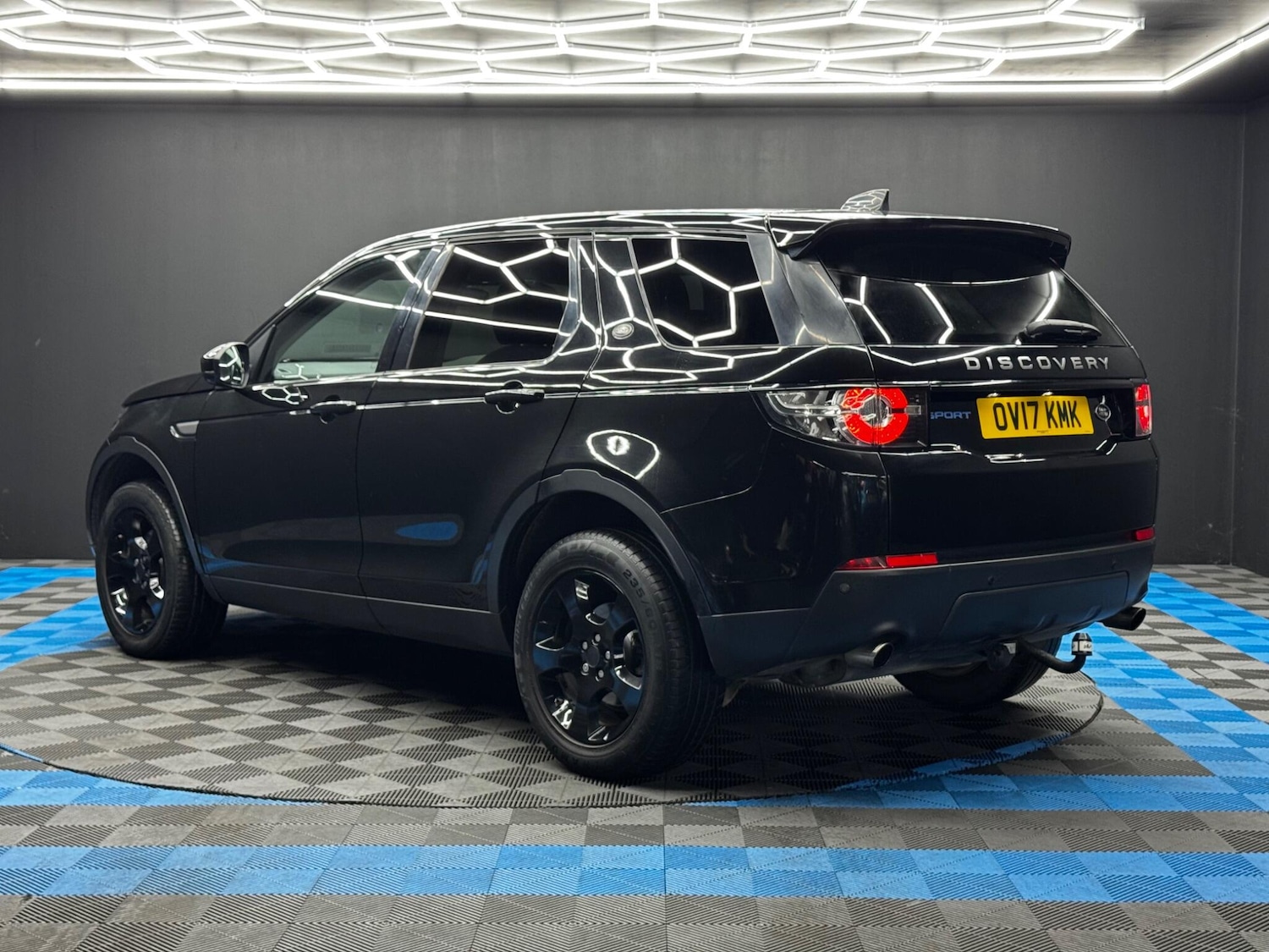 Used Land Rover Discovery Sport 2017 for sale - 76485292: Photo 7