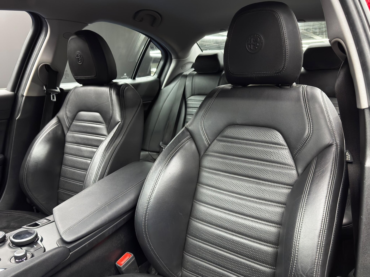 Used Alfa Romeo Giulia 2017 for sale - 78086054: Photo 14