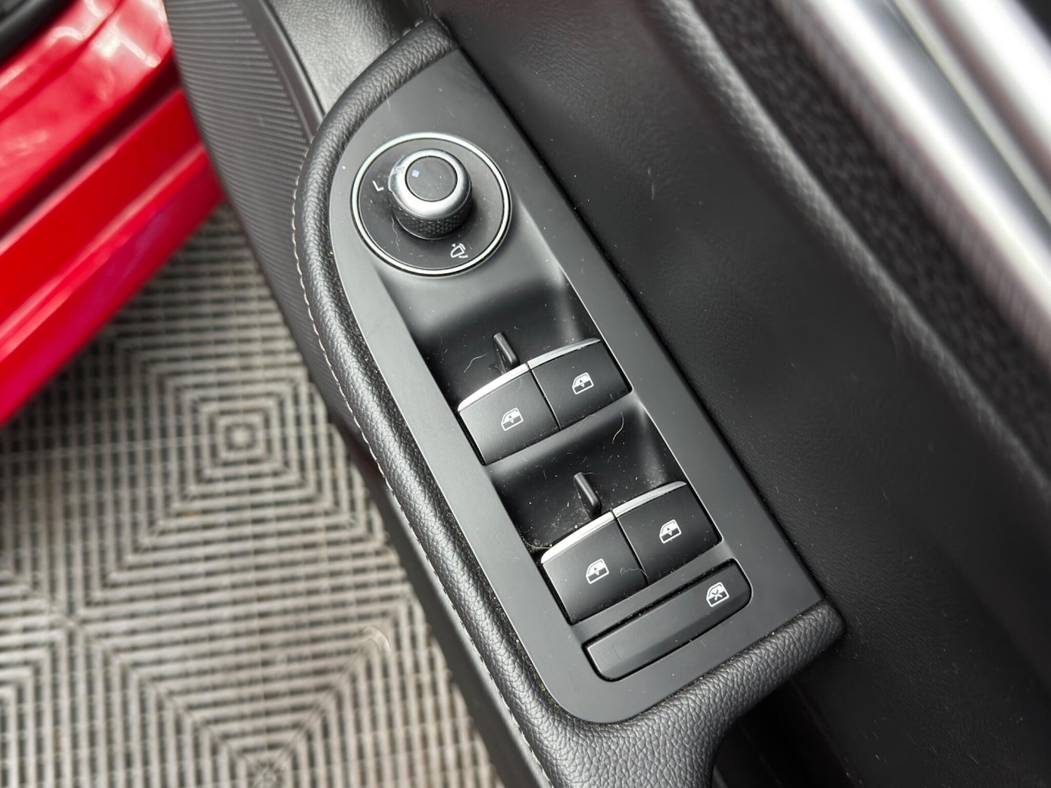 Used Alfa Romeo Giulia 2017 for sale - 78086054: Photo 43