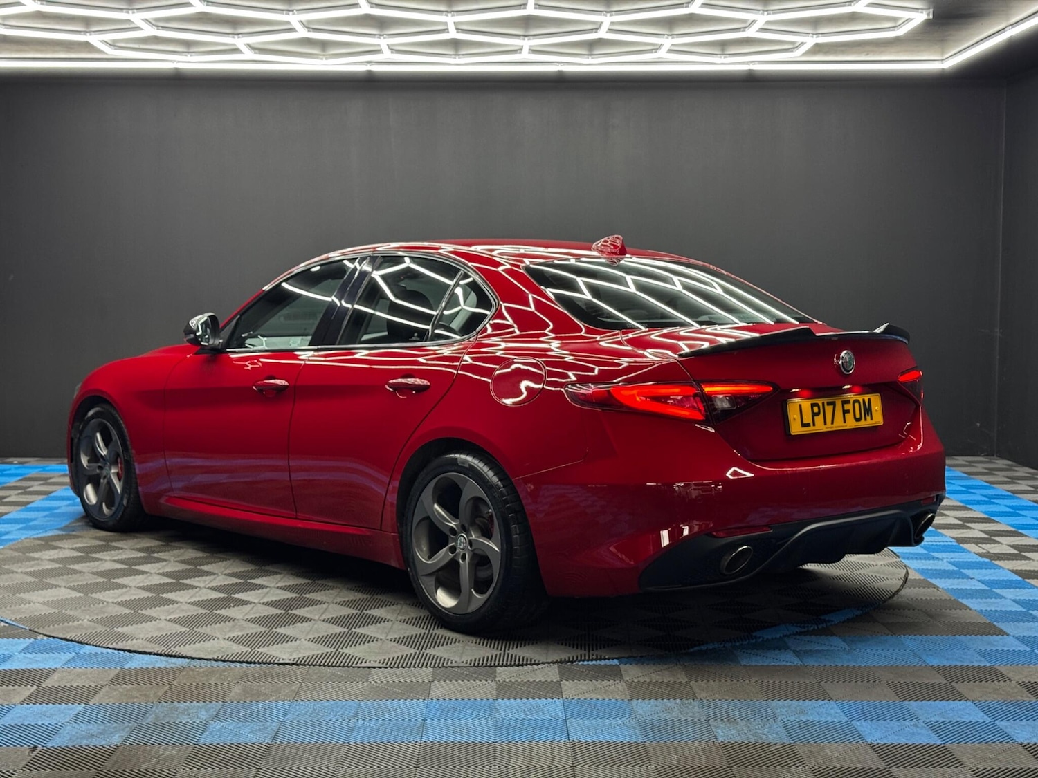 Used Alfa Romeo Giulia 2017 for sale - 78086054: Photo 7