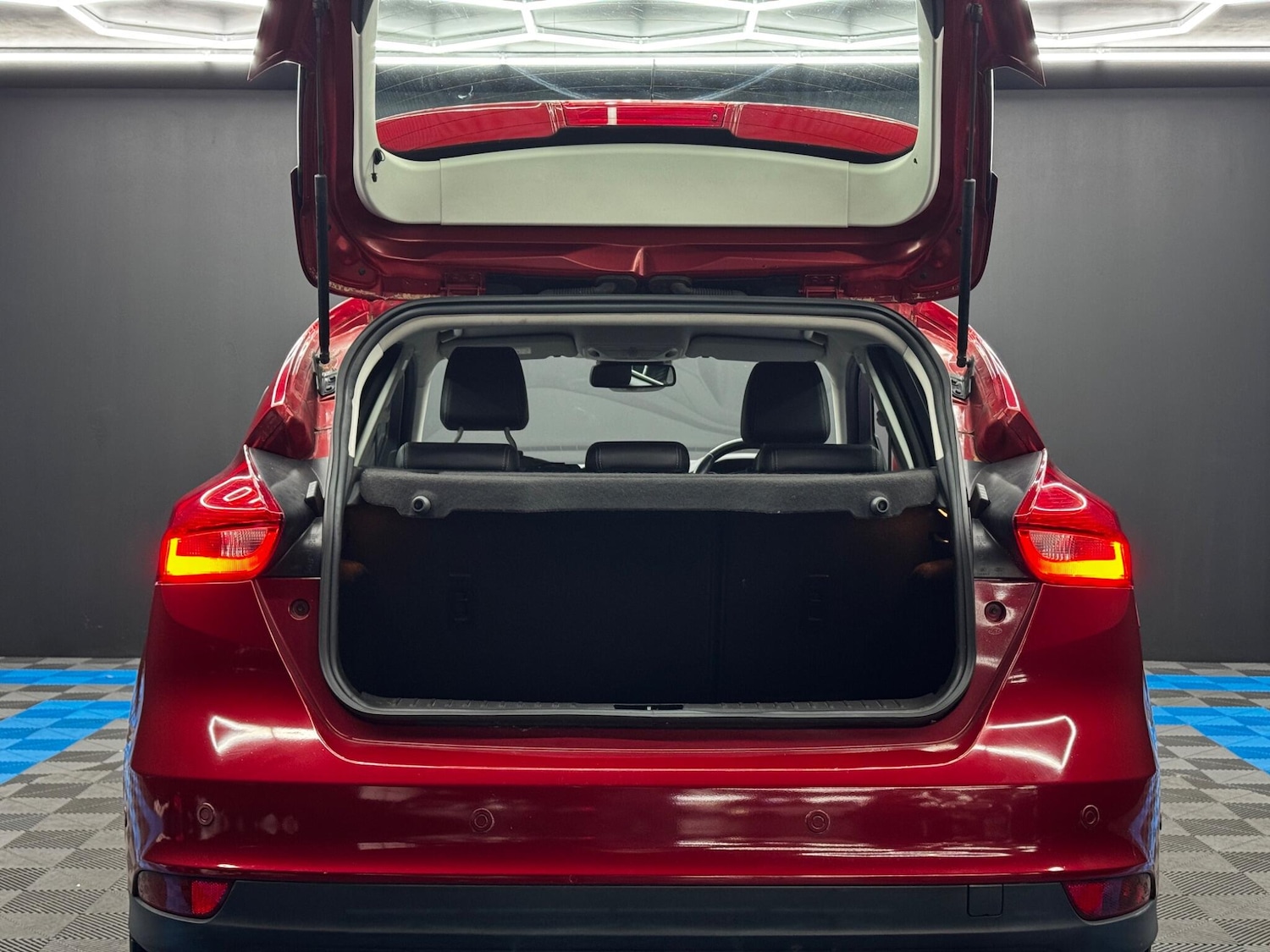 Used Ford Focus 2015 for sale - 76561459: Photo 36