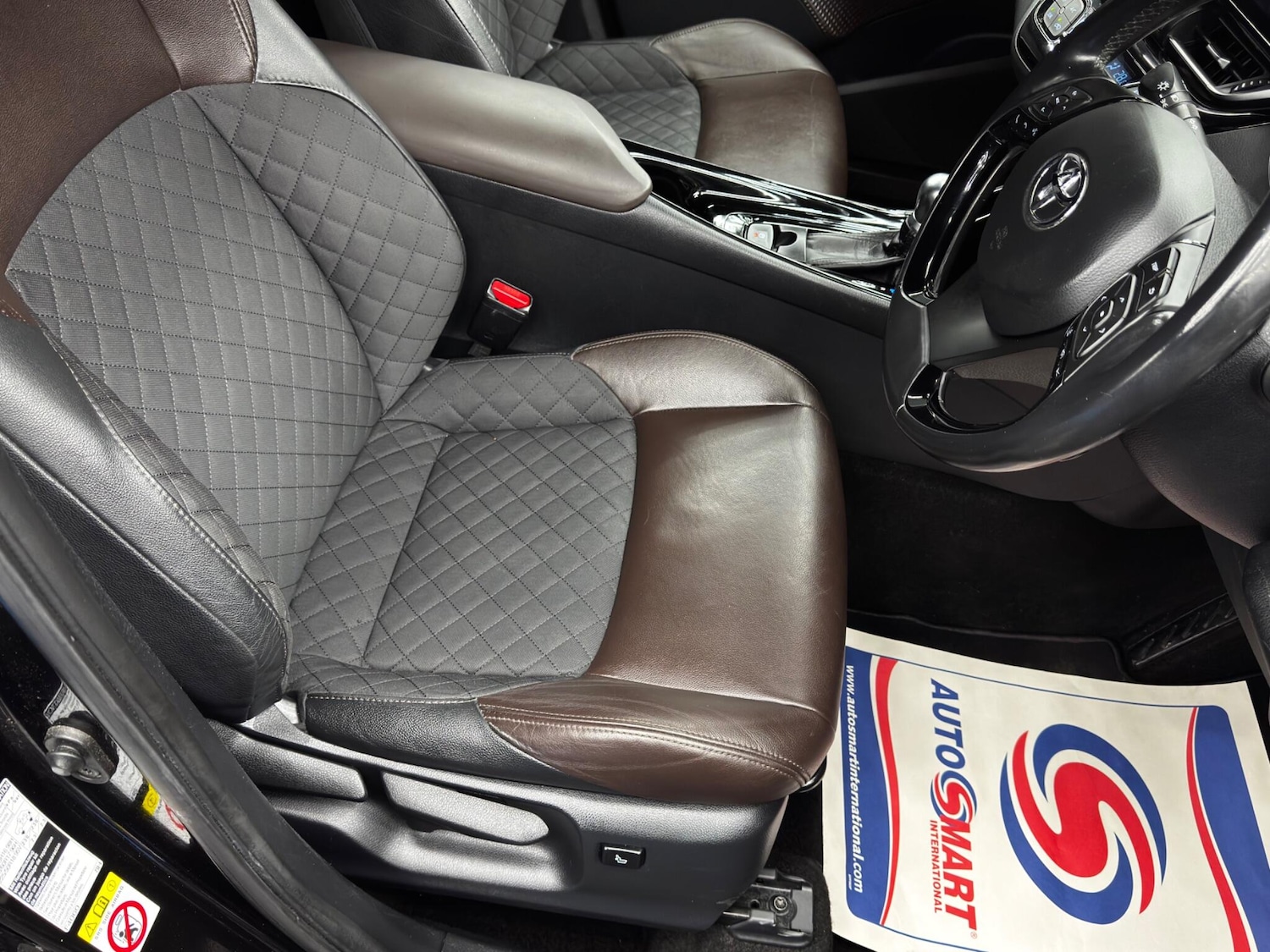 Used Toyota C-HR 2017 for sale - 76473708: Photo 13