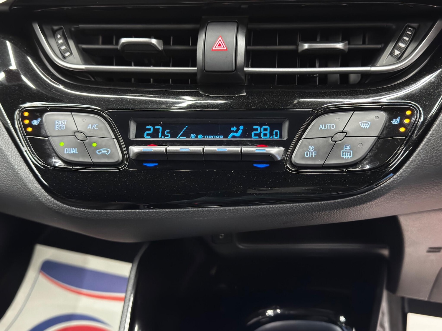 Used Toyota C-HR 2017 for sale - 76473708: Photo 26