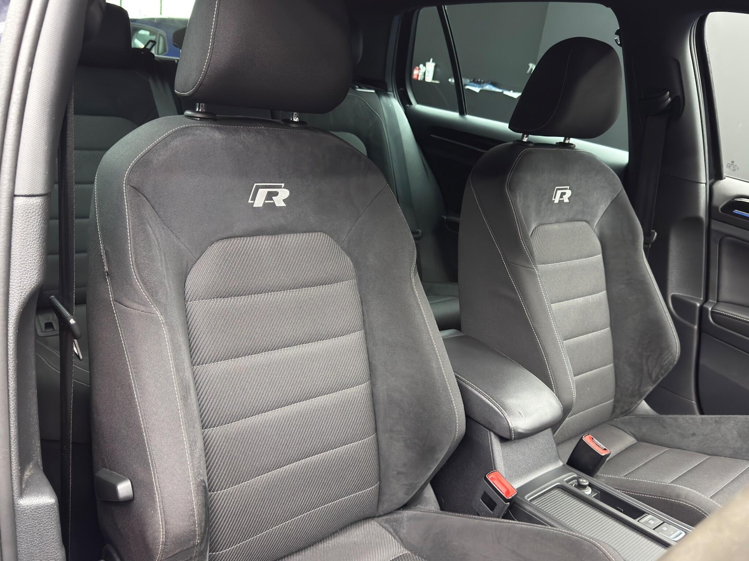 Used Volkswagen Golf 2019 for sale - 76989606: Photo 12