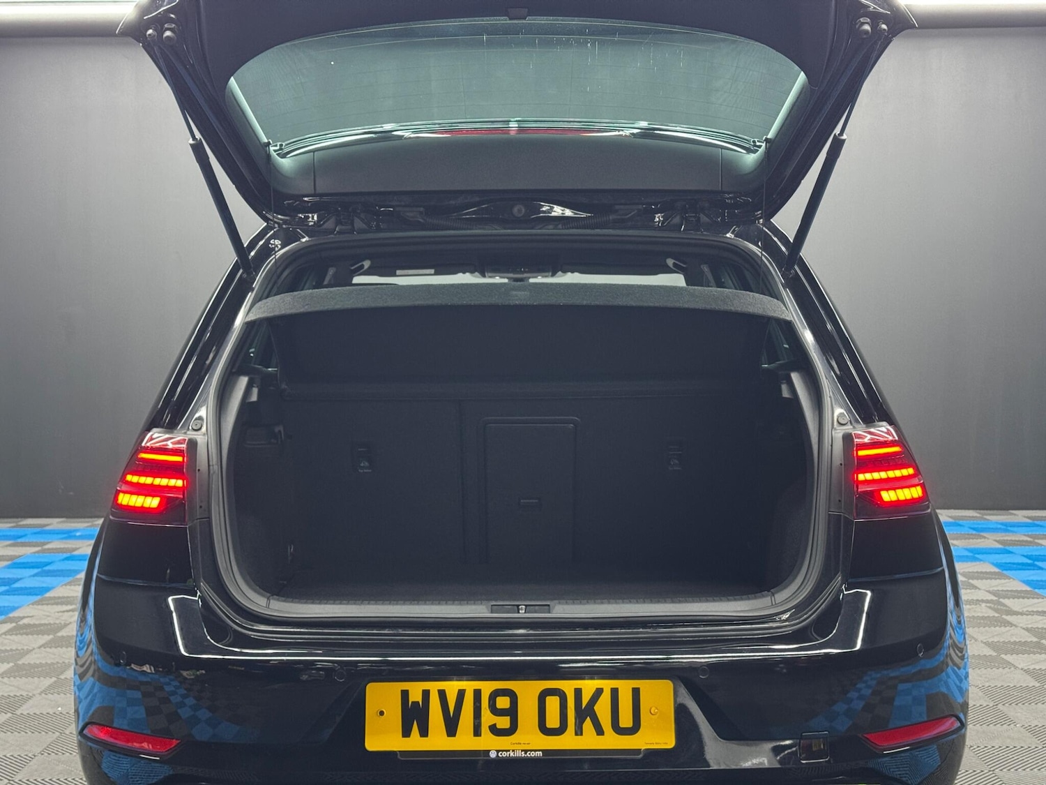 Used Volkswagen Golf 2019 for sale - 76989606: Photo 42