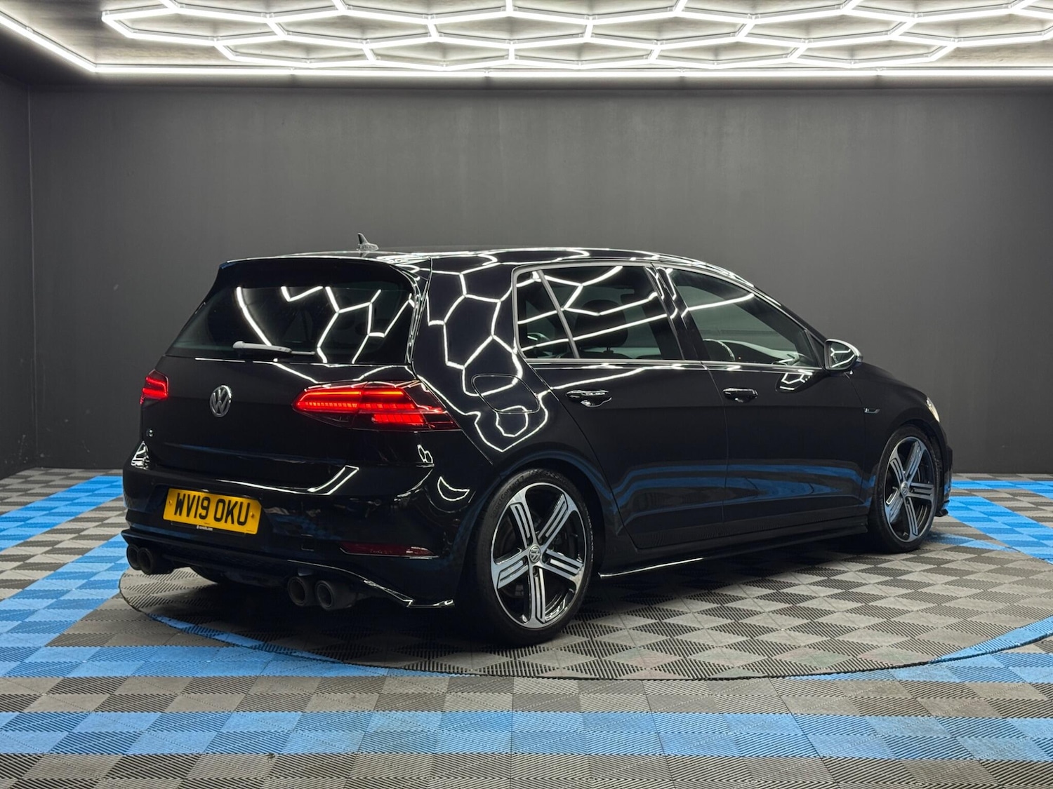 Used Volkswagen Golf 2019 for sale - 76989606: Photo 5